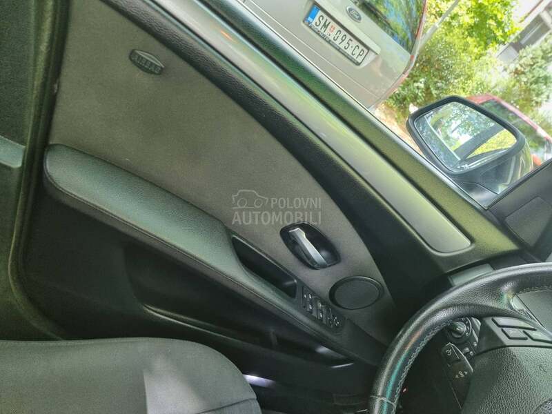 BMW 520 E60  2.0