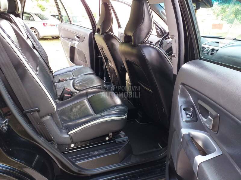 Volvo XC90 2.4 d  R-Design