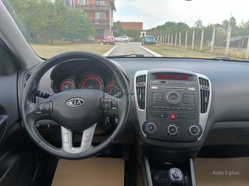 Kia cee`d 1.6crdi