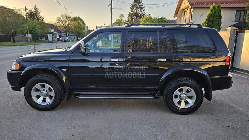 Mitsubishi Pajero Sport 3.0 V6 aut/koza