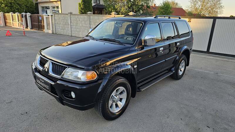 Mitsubishi Pajero Sport 3.0 V6 aut/koza