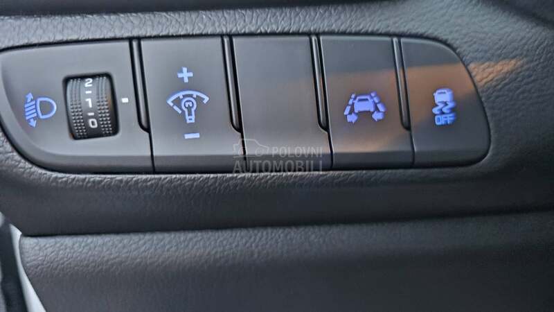Hyundai i30 1.6 CRDI new mod