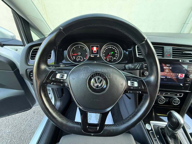 Volkswagen Golf 7 1.6 TDI/CARAT/AUT