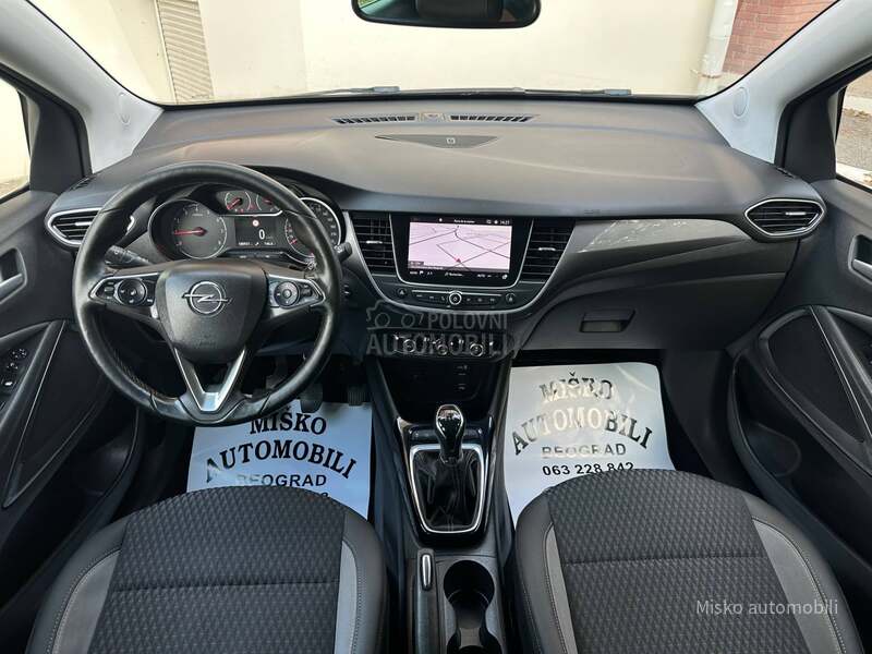 Opel Crossland X  1.2 T Led Kam 360