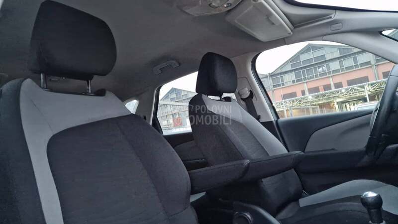 Citroen C4 Picasso KREDlT BEZ UCESCA