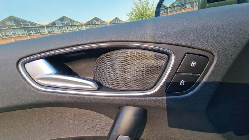 Audi A1 S-LINE/AUT0MATIC