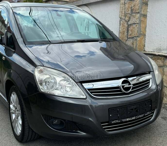 Opel Zafira 1.6 COSMO CNG