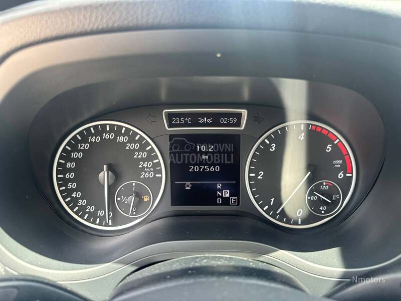 Mercedes Benz B 180 180cdi a/m