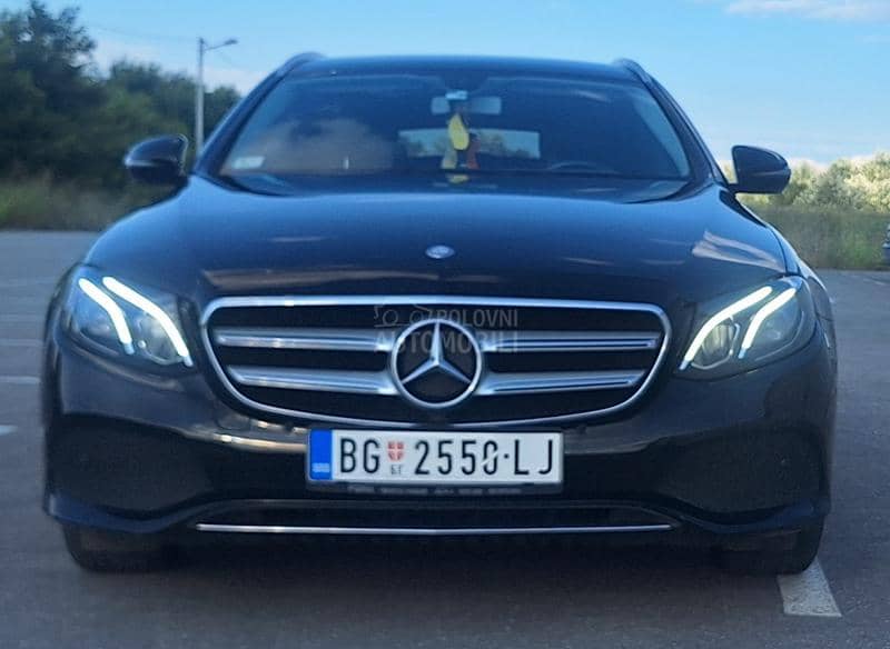 Mercedes Benz E 220 