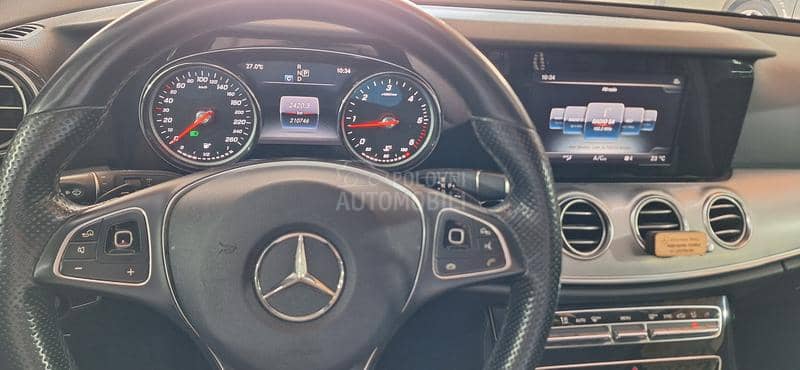 Mercedes Benz E 220 