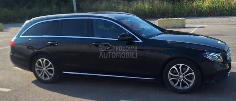 Mercedes Benz E 220 