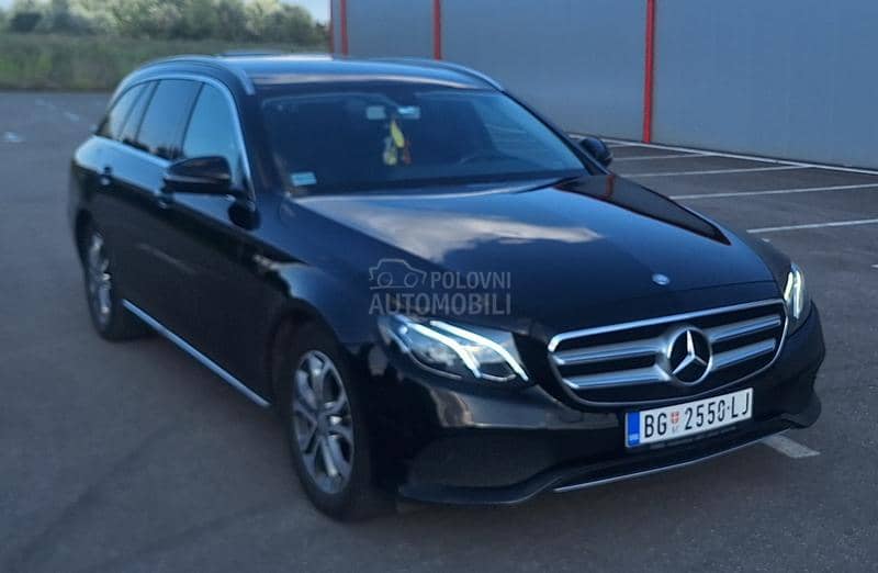 Mercedes Benz E 220 