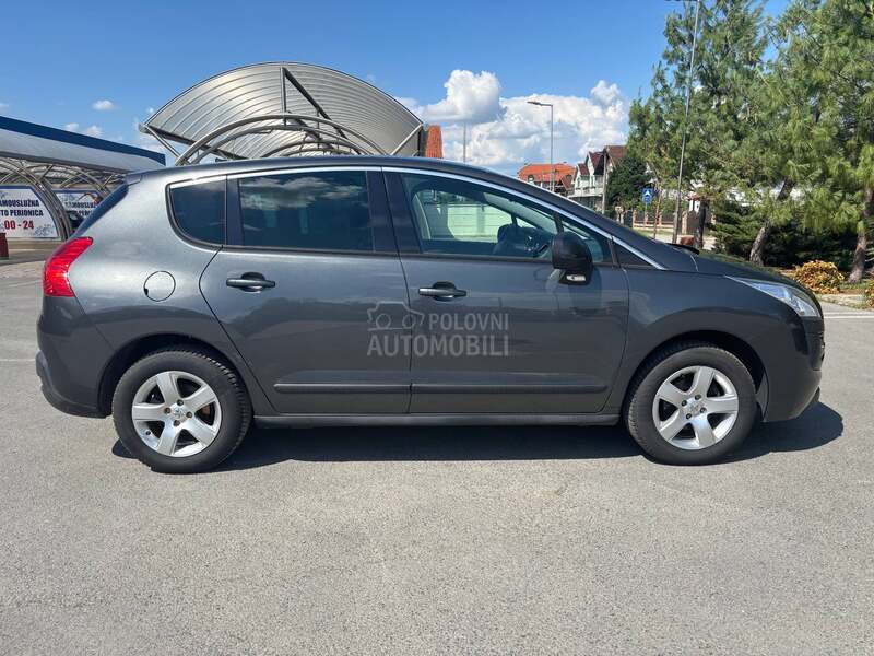 Peugeot 3008 1.6 hdi N A V I G
