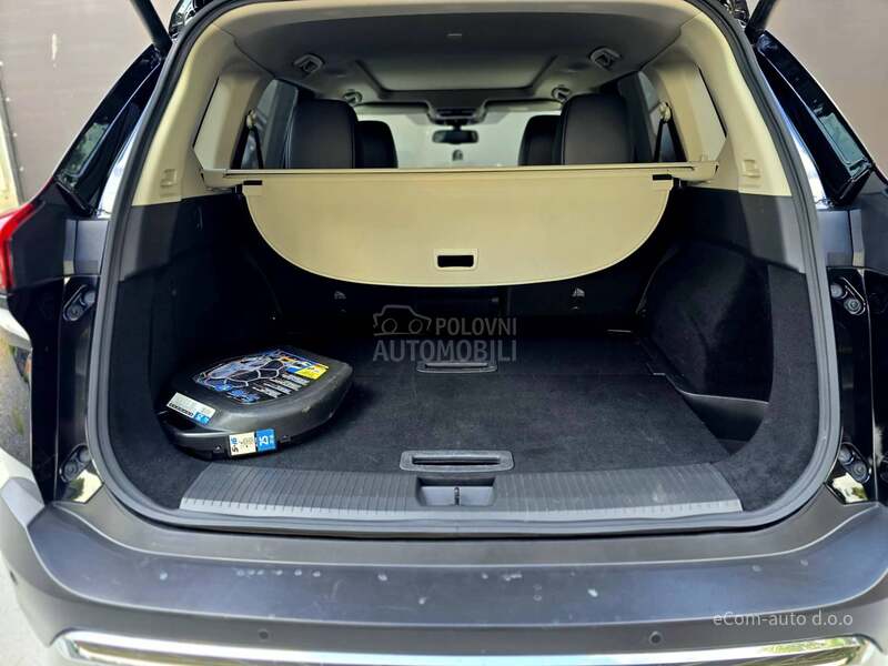 Nissan X-Trail e-Power TEKNA 4WD