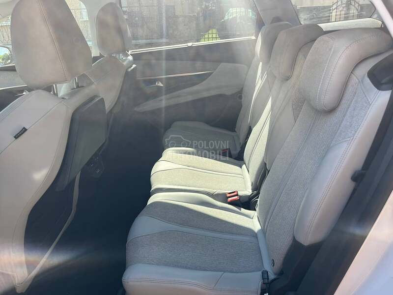 Peugeot 5008 AUT/ALLURE/VELSERVIS