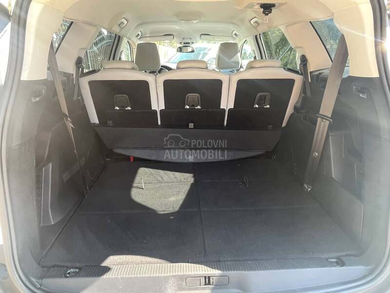 Peugeot 5008 AUT/ALLURE/VELSERVIS