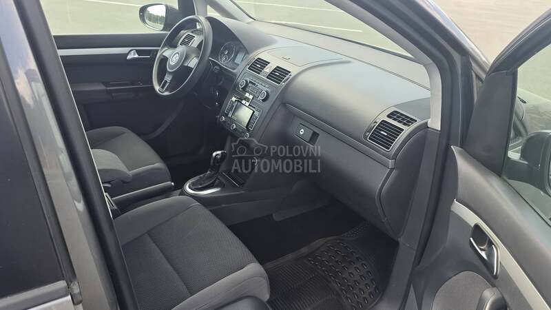 Volkswagen Touran 1.6 TDI A.U.T.O.M.AT