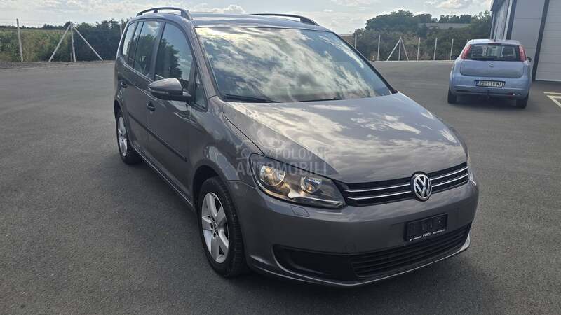 Volkswagen Touran 1.6 TDI A.U.T.O.M.AT