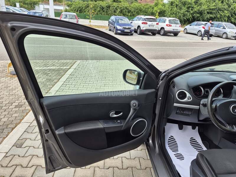 Renault Clio 1.2TCe ŠVAJCARSKA