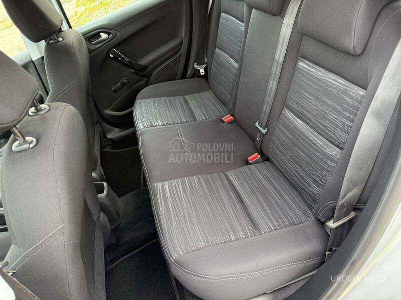 Peugeot 208 1.6 HDi 100 NAV