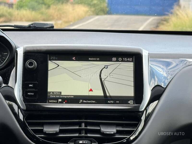 Peugeot 208 1.6 HDi 100 NAV