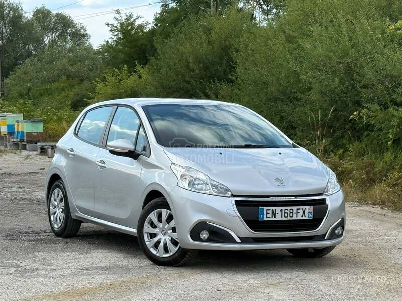 Peugeot 208 1.6 HDi 100 NAV