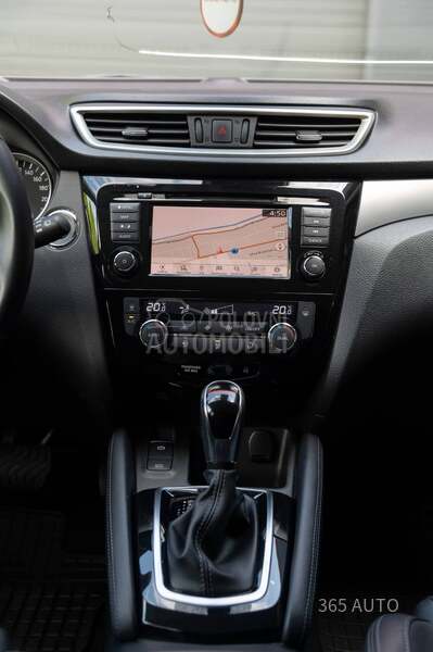 Nissan Qashqai TEKNA PLUS/AUT/PANO