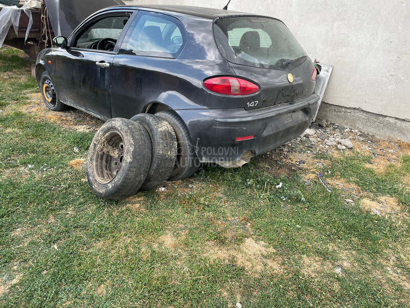 Alfa Romeo 147 