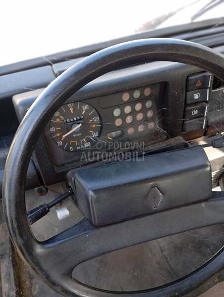 Renault R 4 