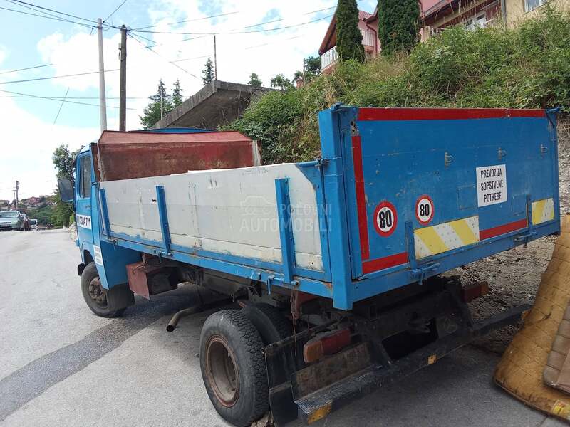 TAM 80