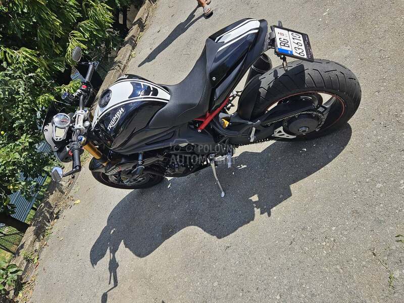 Triumph speed triple 1050 R