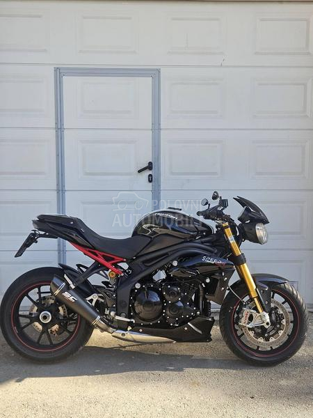 Triumph speed triple 1050 R