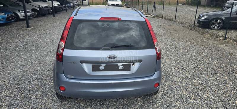 Ford Fiesta 1.3 B E N Z I N