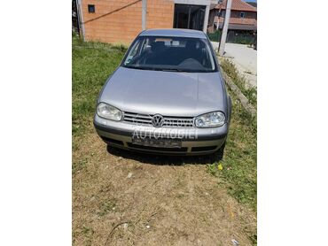 Volkswagen Golf 4 101ks 2003. god. -  kompletan auto u delovima