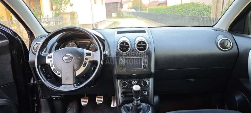 Nissan Qashqai 1.6 dci 4x4 /CH