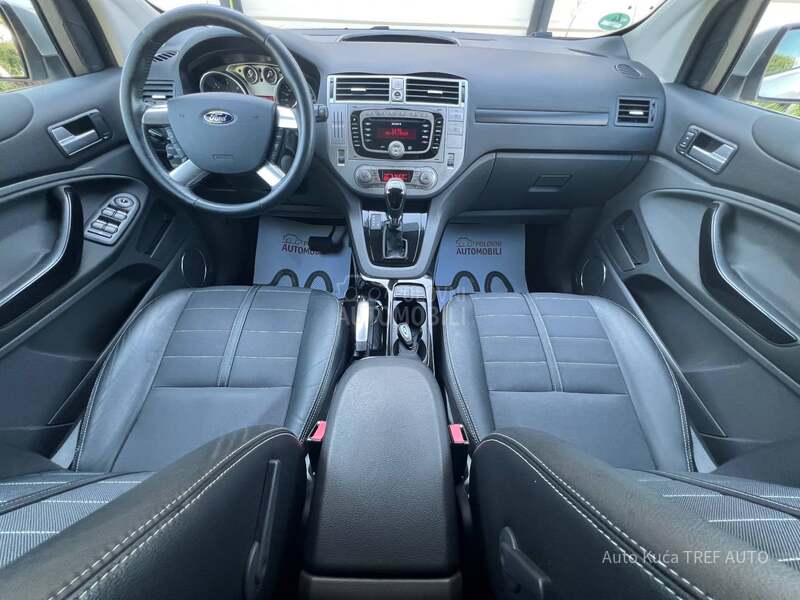 Ford Kuga 2.0TDCI/TITANIUM/4x4