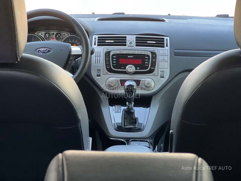 Ford Kuga 2.0TDCI/TITANIUM/4x4