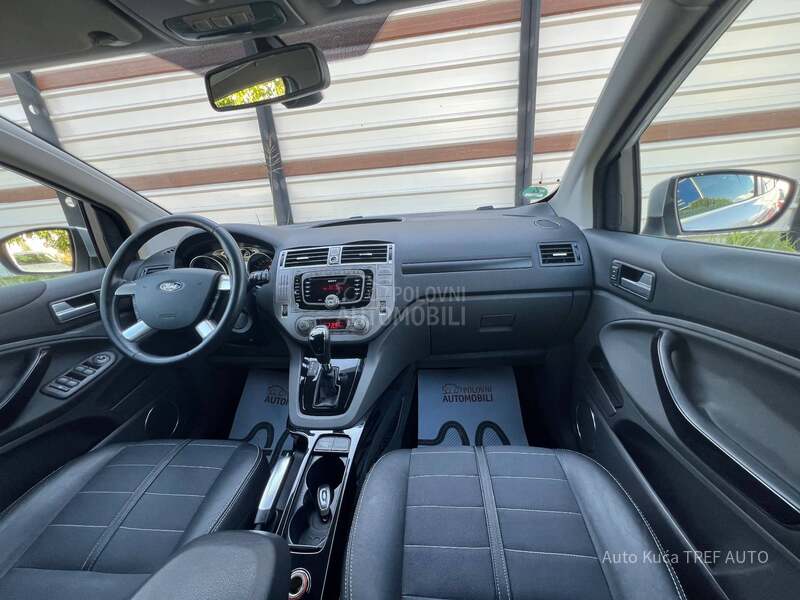 Ford Kuga 2.0TDCI/TITANIUM/4x4