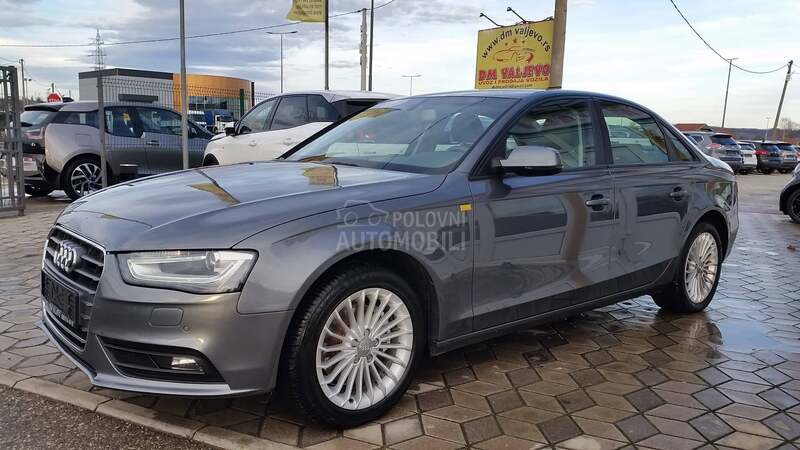 Audi A4 2.0TDI RESTY/LED/AUT
