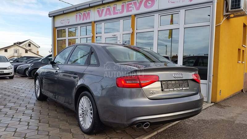 Audi A4 2.0TDI RESTY/LED/AUT