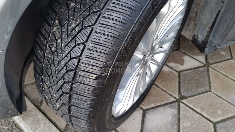 Audi A4 2.0TDI RESTY/LED/AUT