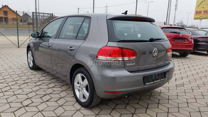 Volkswagen Golf 6 1.6 0DLIČNO STANJE