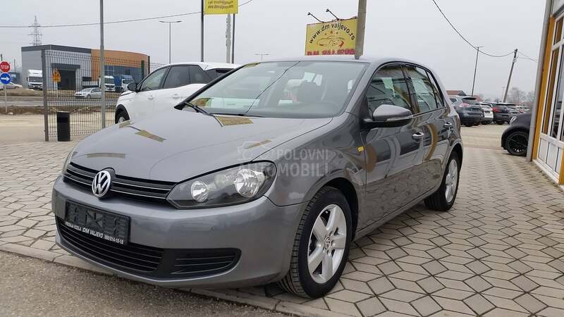 Volkswagen Golf 6 1.6 0DLIČNO STANJE