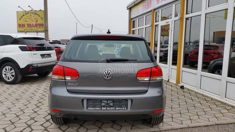 Volkswagen Golf 6 1.6 0DLIČNO STANJE