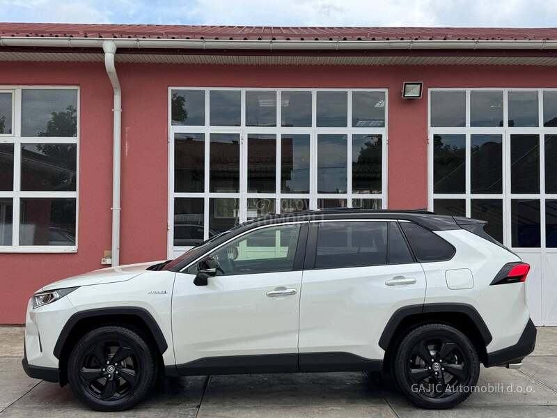 Toyota RAV 4 HYBRID 4x4