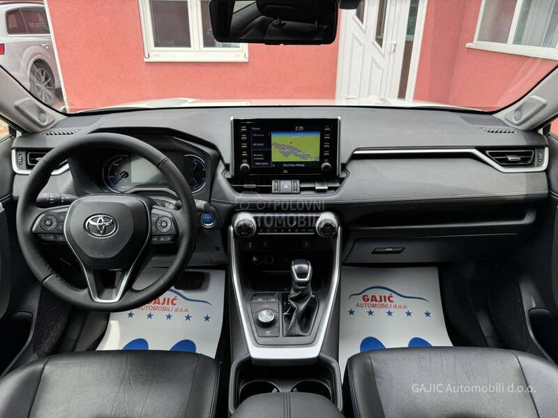 Toyota RAV 4 HYBRID 4x4