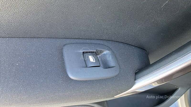 Peugeot 2008 1.6 hdi Allure