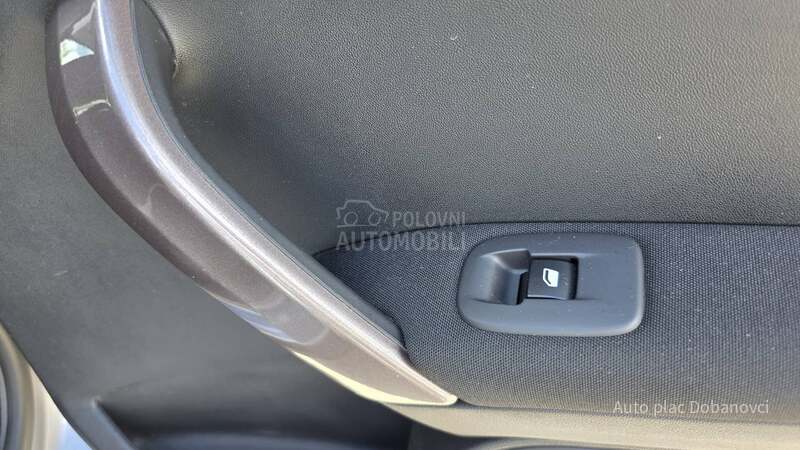 Peugeot 2008 1.6 hdi Allure