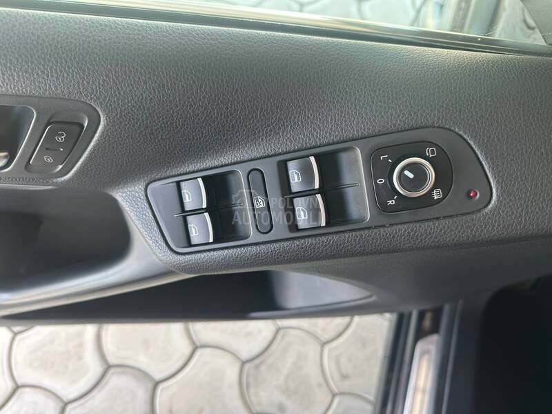 Volkswagen Tiguan 2.0 TDI R-line