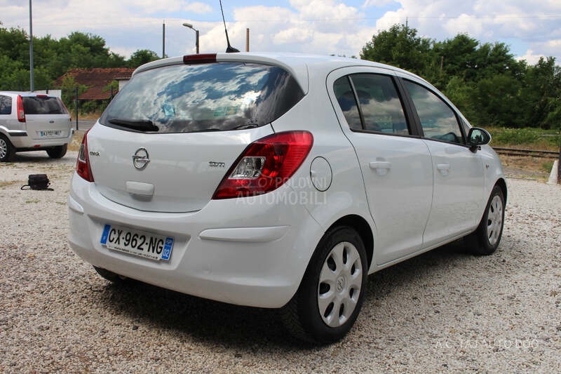 Opel Corsa D 1.3 CDTI NAV